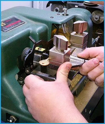 Lock Locksmith Services Fairfield, OH 513-323-3098 Lock Locksmith Services Fairfield, OH 513-323-3098 - 18-key-making