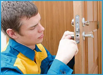 Lock Locksmith Services Fairfield, OH 513-323-3098 - 5-lock-opening